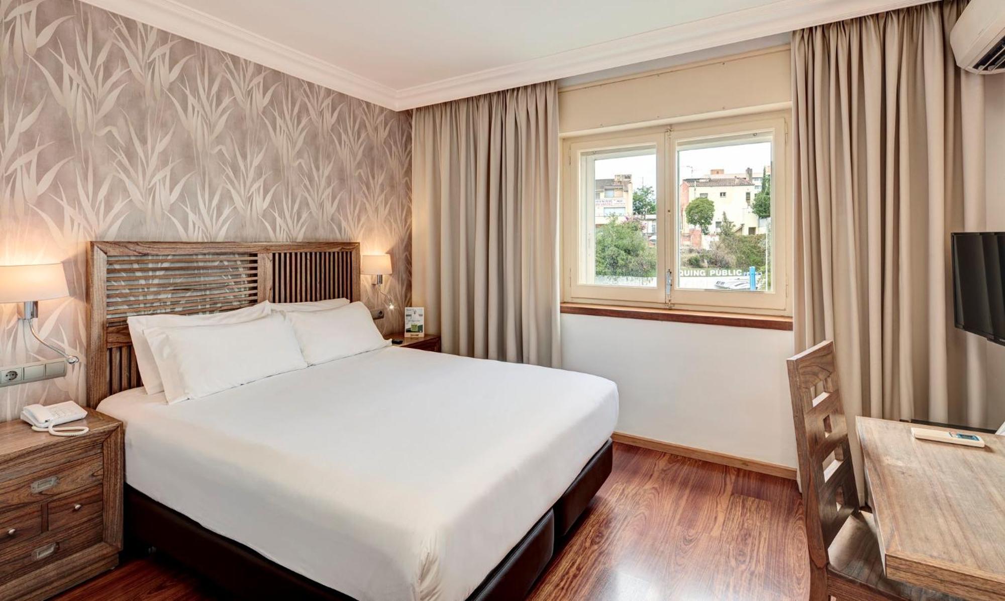 Sercotel Hotel President Figueres  Exterior photo